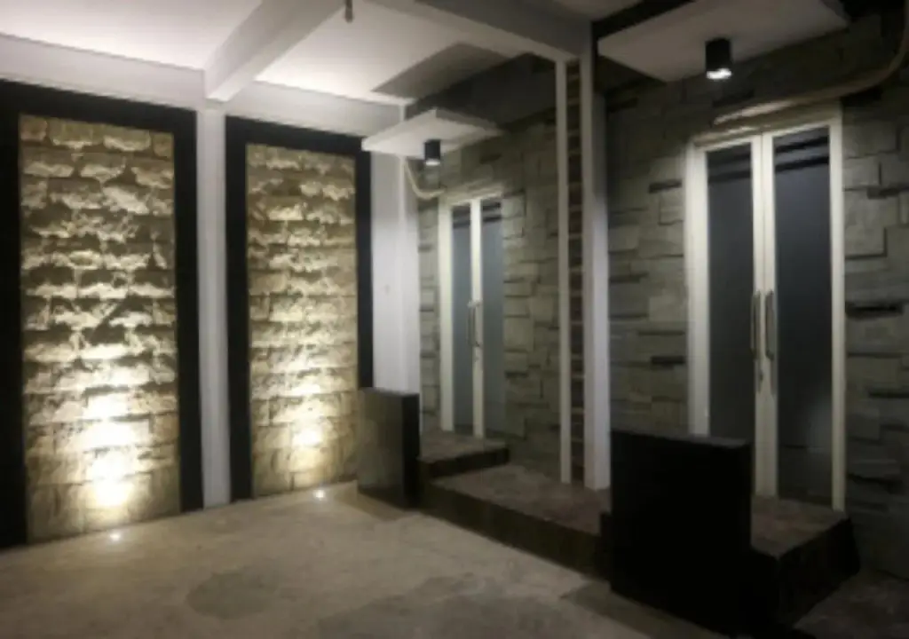 Джембер: Mitra Guest House