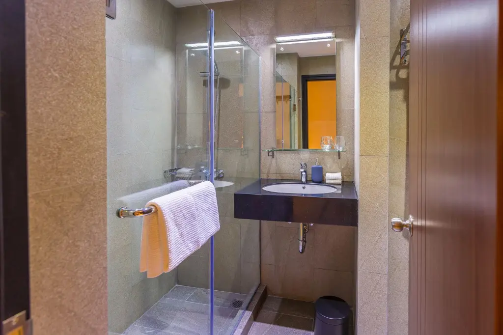 Вагете: Meridian Adventure Marina Club & Resort
