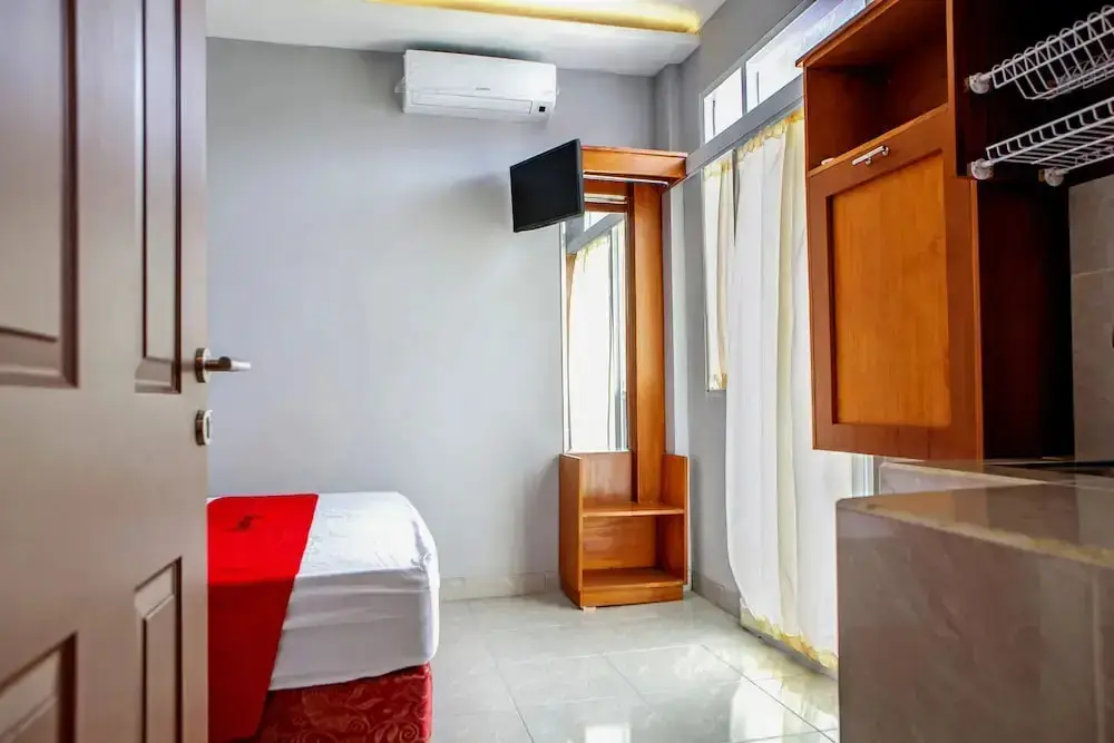 Бандунг: RedDoorz @ Cimahi