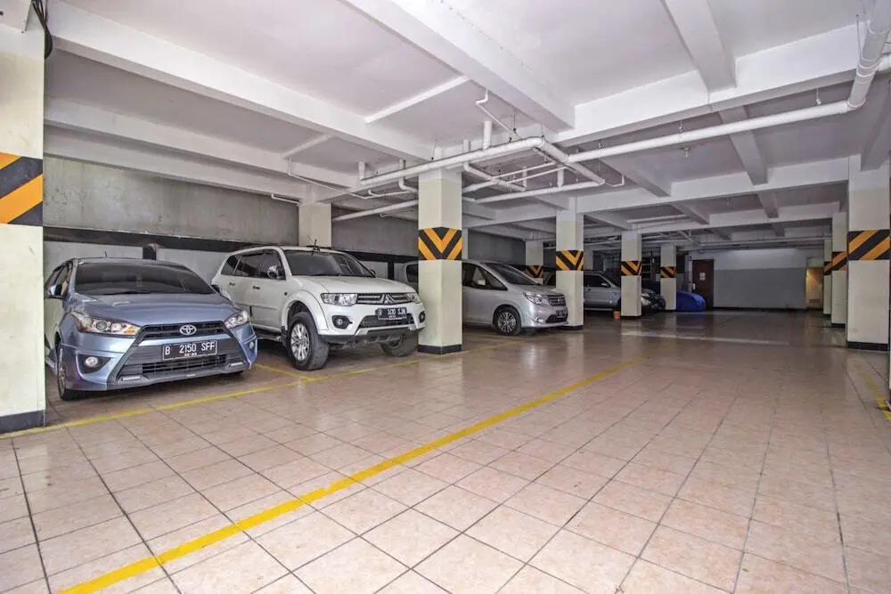 Джакарта: RedDoorz near ITC Kuningan