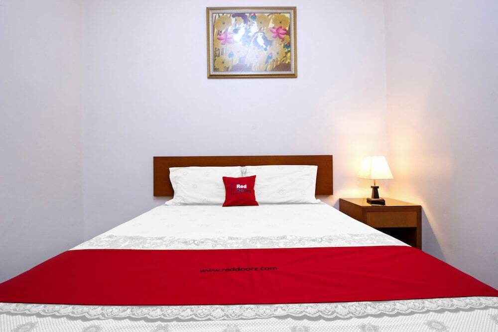 Джакарта: RedDoorz near ITC Kuningan