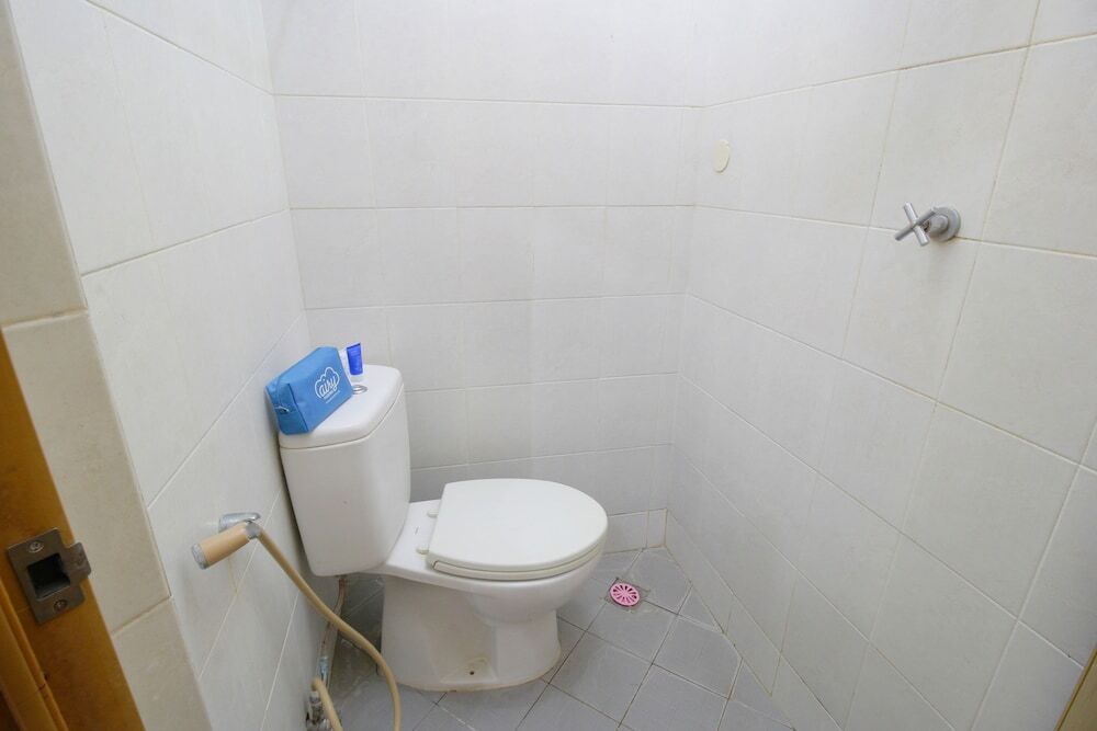 Сурабая: Airy Eco Syariah Gubeng Moestopo Gang Kedung Pengkol Surabaya