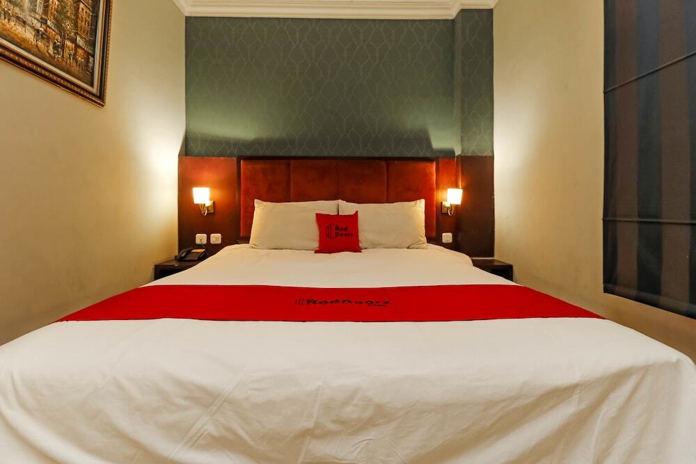 Палембанг: RedDoorz near Palembang Airport