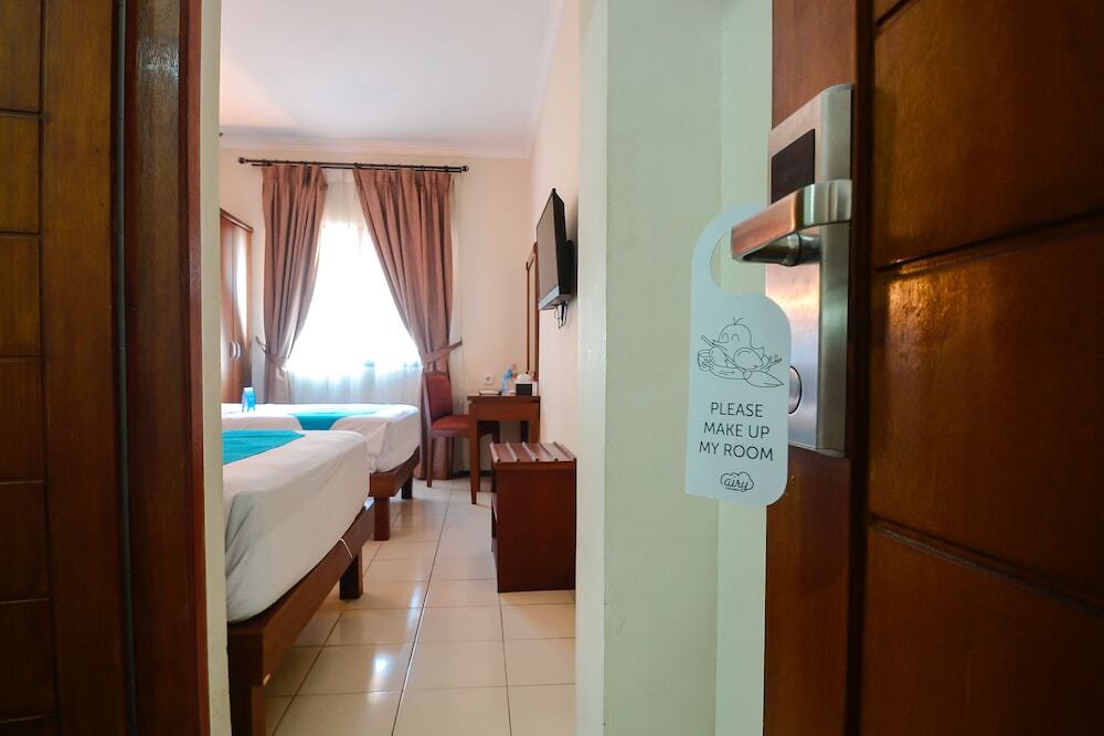 Чиребон: Airy Sukapura DR Wahidin 52 Cirebon