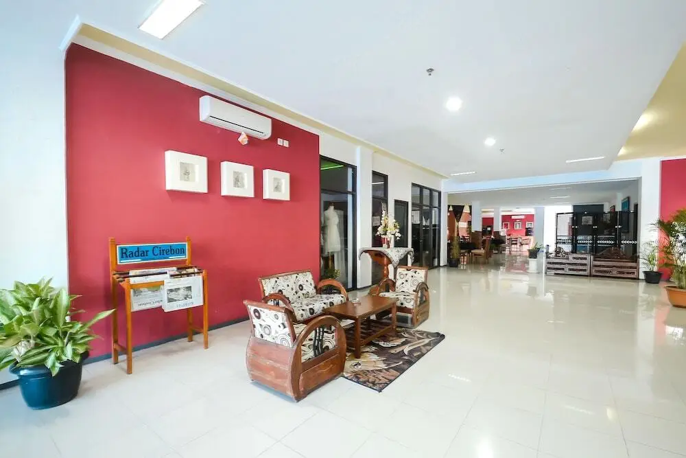 Чиребон: Airy Sukapura DR Wahidin 52 Cirebon