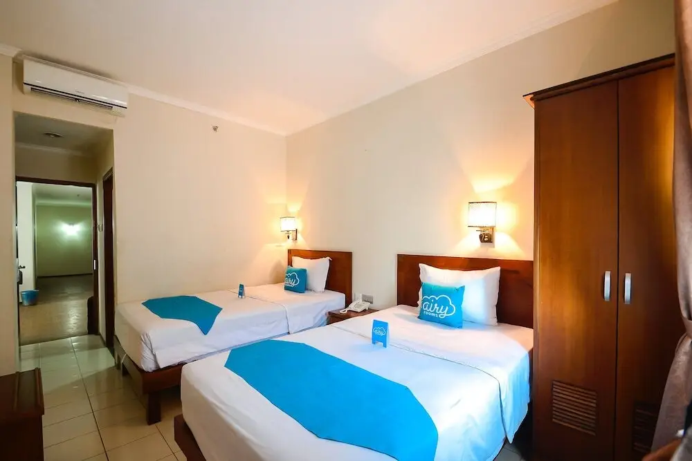 Чиребон: Airy Sukapura DR Wahidin 52 Cirebon