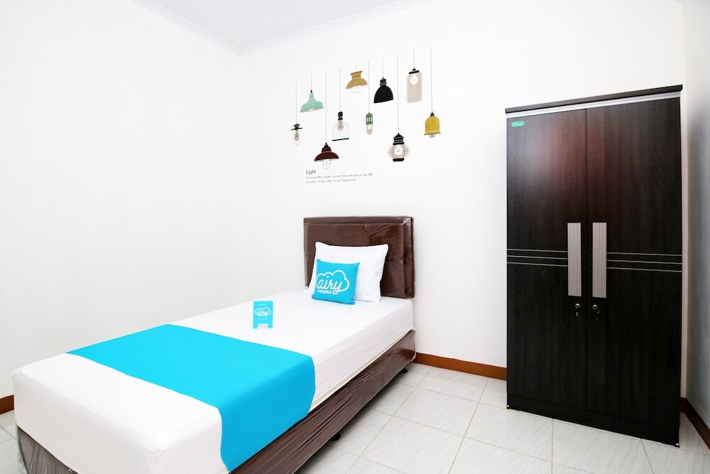 Джакарта: Airy Syariah Raya Inpres Kramat Jati Jakarta