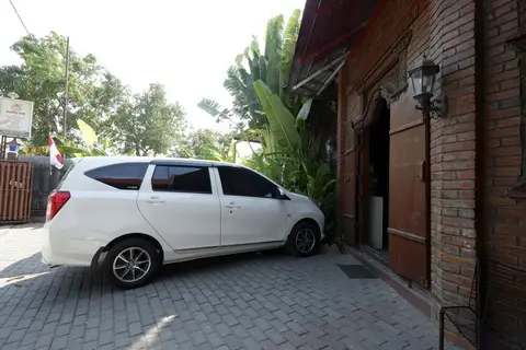 RedDoorz near GOR Manunggal Jati Majapahit — фото 1