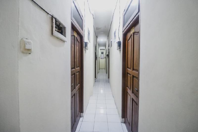 Джакарта: RedDoorz near Lokasari Mangga Besar 7