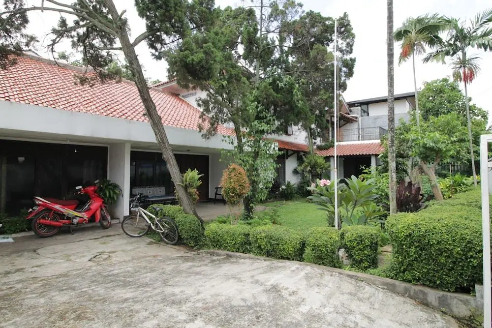 Джакарта: RedDoorz @ Jalan Bangka 2