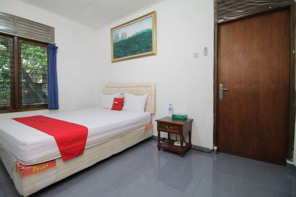 Джакарта: RedDoorz @ Jalan Bangka 2
