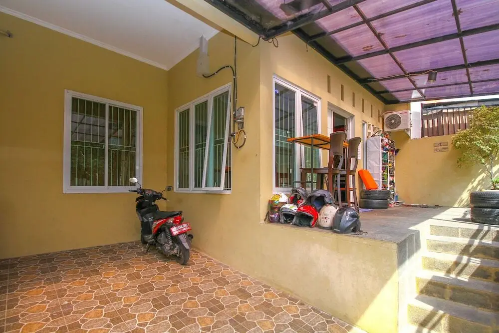 Джакарта: Airy Eco Syariah Grogol Latumenten Satria Tiga 30 Jakarta