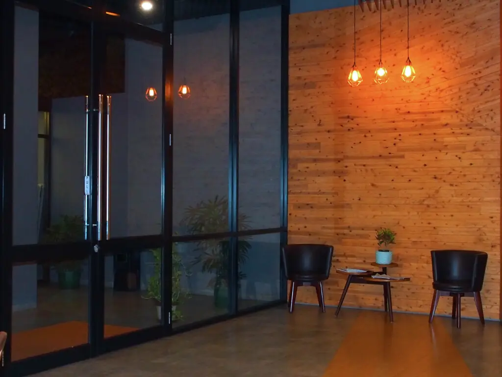 Амбон: The City Hotel