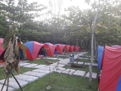 Танджунгджая: Green Coral Beach Camping Ground