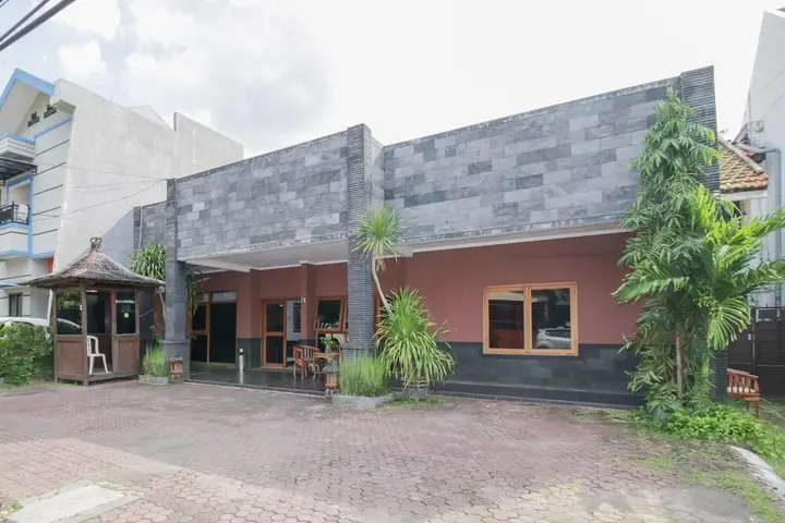 Сурабая: Airy Syariah Pacar Kembang Dharmahusada Satu 23 Surabaya