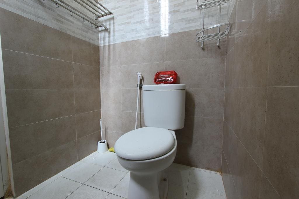 Депок: RedDoorz near UPN Jogjakarta