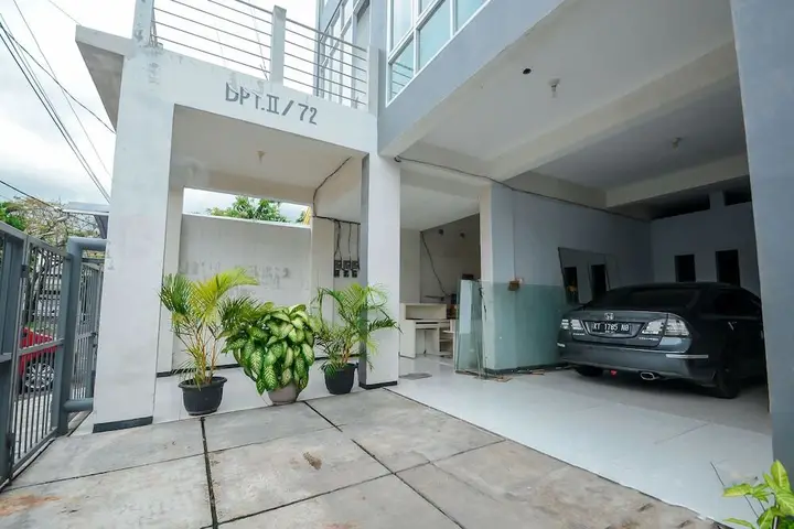 Сурабая: Airy Eco Syariah Sukomanunggal Darmo Permai Timur Dua 72 Surabaya