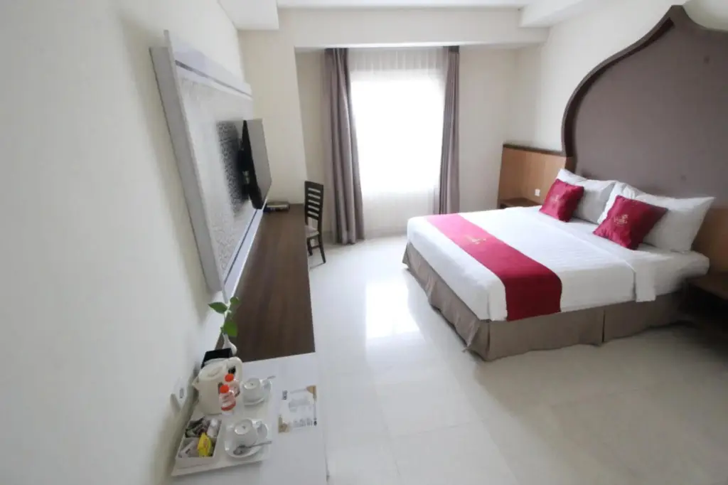 Сурабая: Namira Syariah Hotel Surabaya