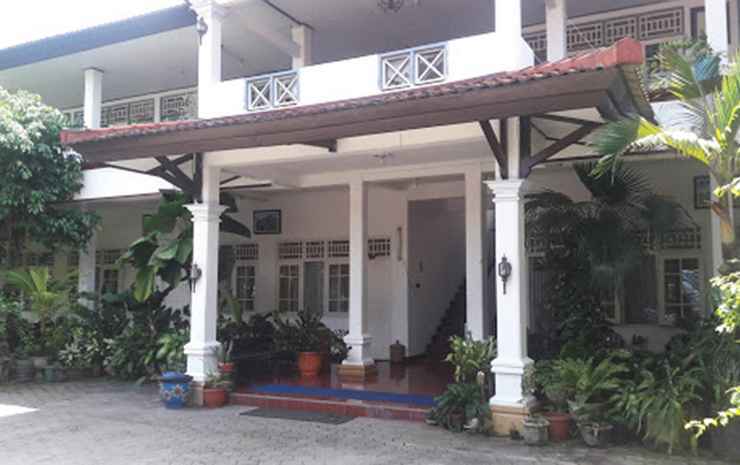 Матарам: Airlangga Hotel