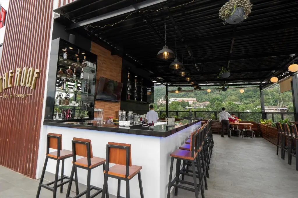 Джаяпура: Front One Hotel Jayapura