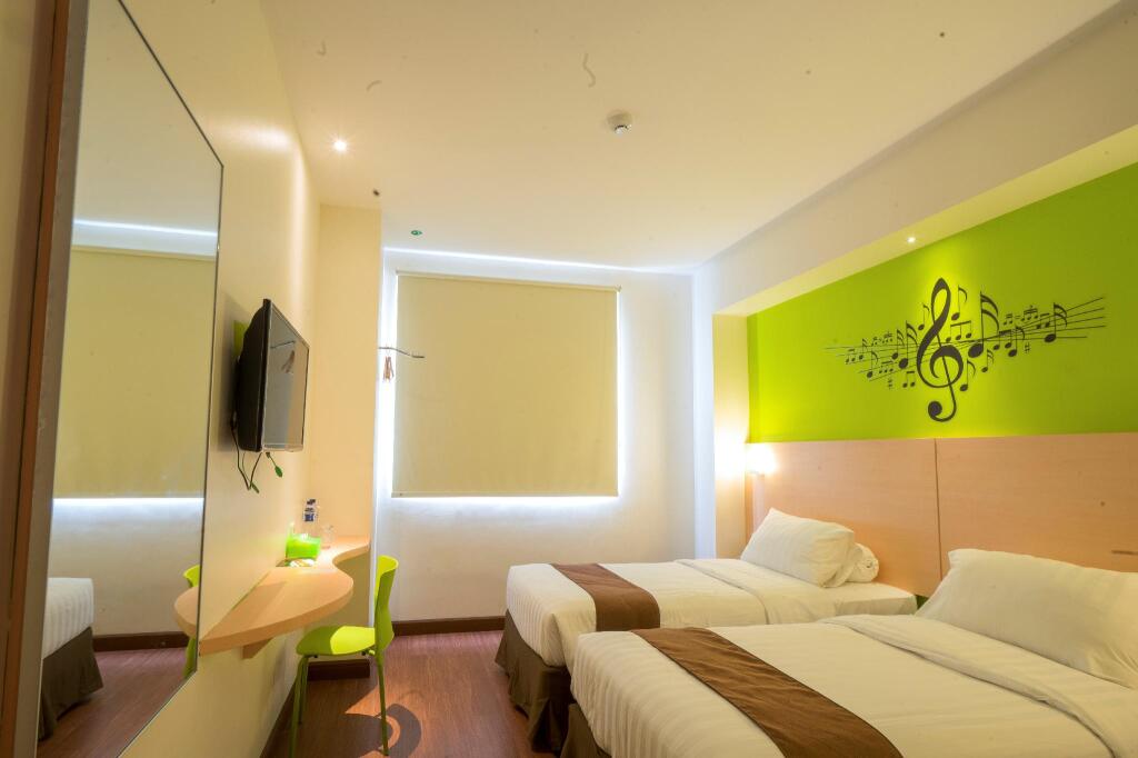 Джаяпура: Front One Hotel Jayapura