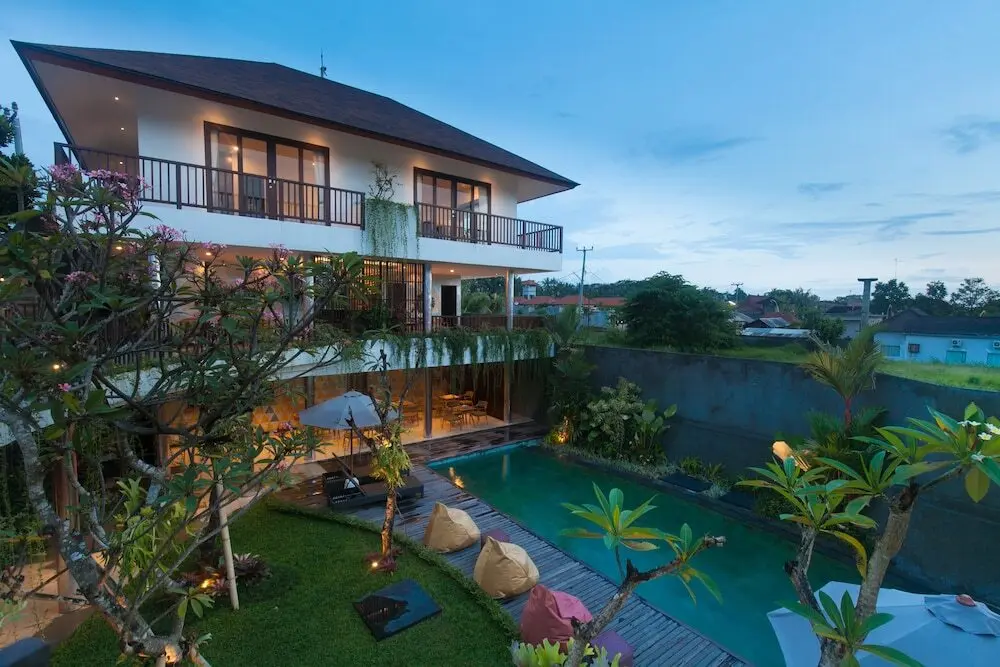 Убуд: Athaya Ubud