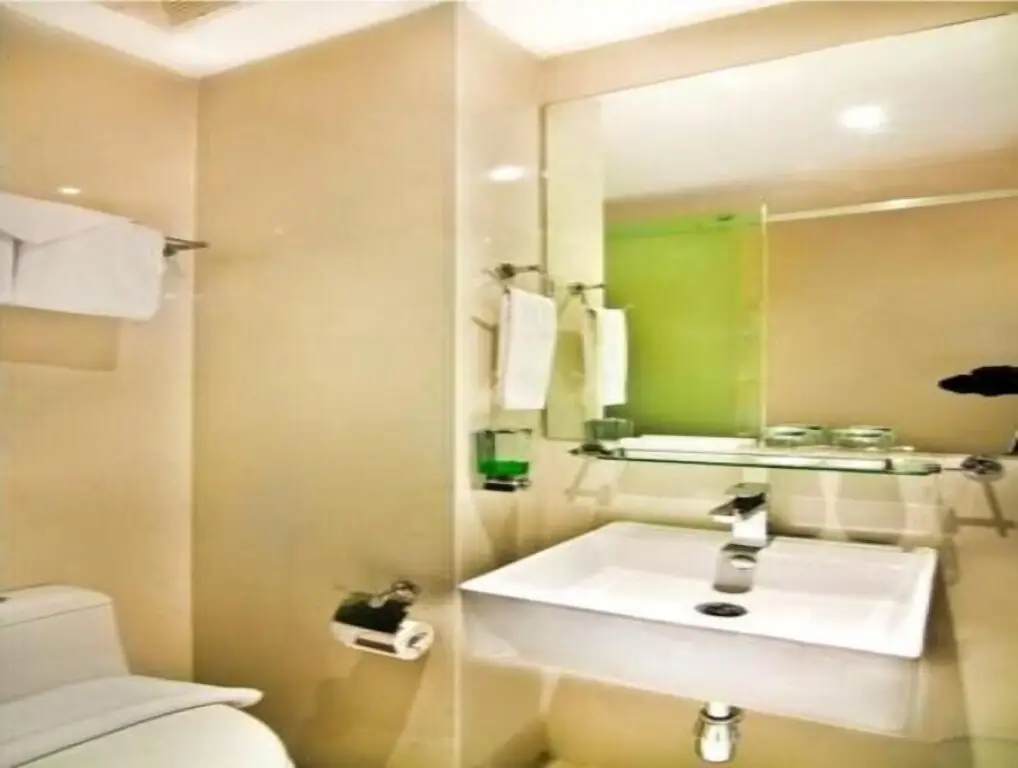 Кута: Q Hotel Bali