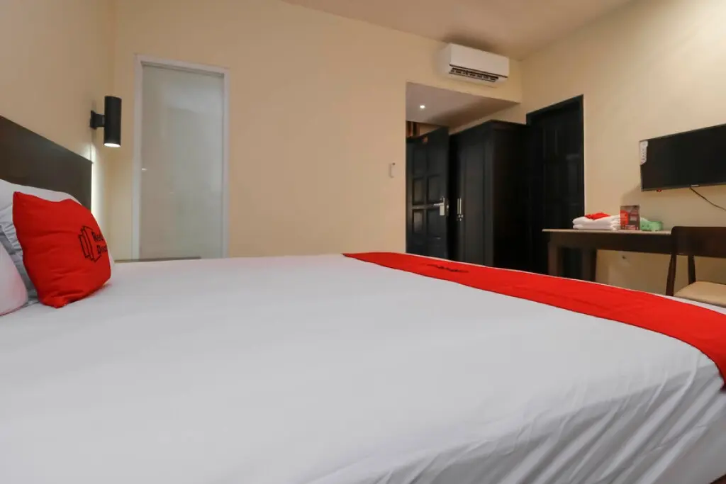 Джакарта: RedDoorz Plus near Halim Perdanakusuma 2