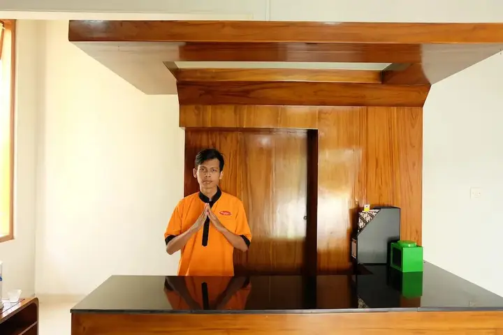 Батуретно: Simply Homy UMY