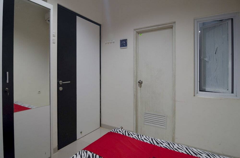 Семаранг: RedDoorz near Lawang Sewu