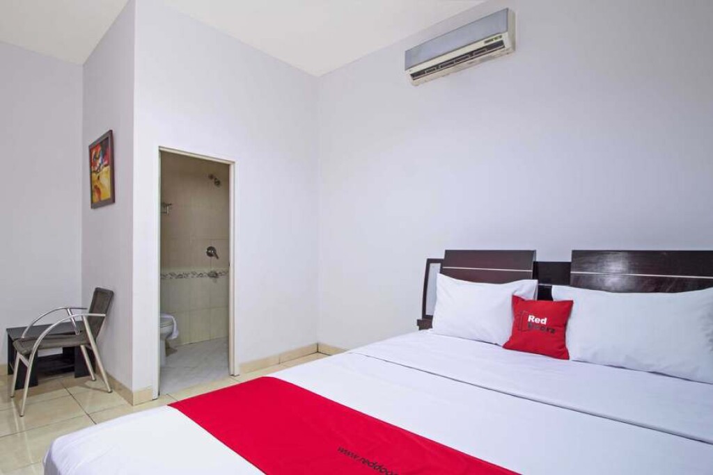 Джакарта: RedDoorz @ Pangeran Antasari 2