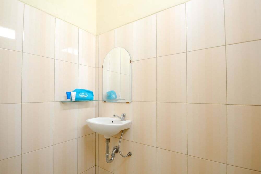 Сикампек: 普哇加达艾里西芭图拉亚KM15号酒店(Airy Eco Cibatu Raya KM 15 Purwakarta)