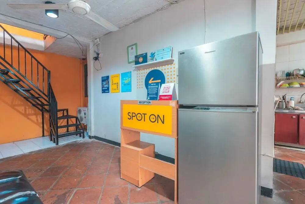 Джакарта: SPOT ON 2033 Kayumanis Homestay Syariah