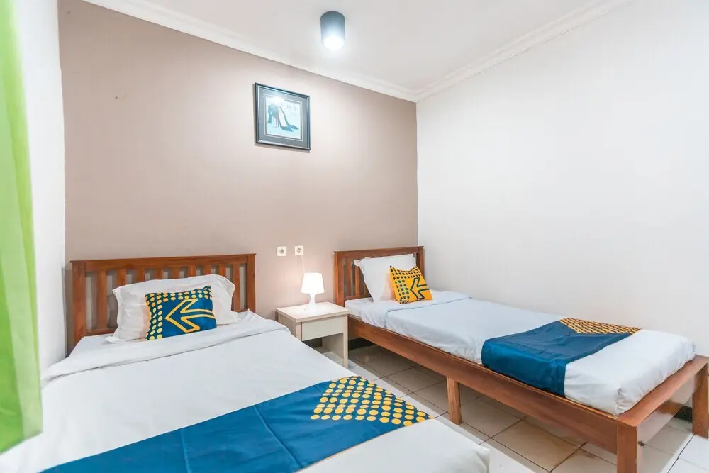 Джакарта: SPOT ON 2033 Kayumanis Homestay Syariah