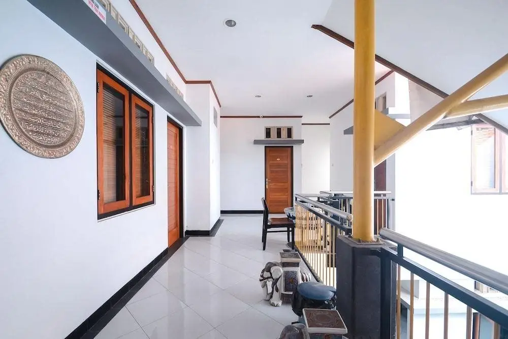 Сурабая: Airy Syariah Gayung Kebonsari Delapan 20 Surabaya
