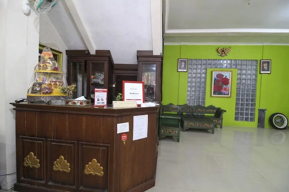 Слеман: RedDoorz near Lotte Mart Maguwo