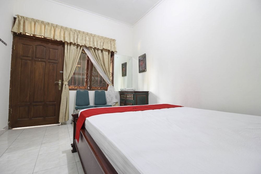 Слеман: RedDoorz near Lotte Mart Maguwo