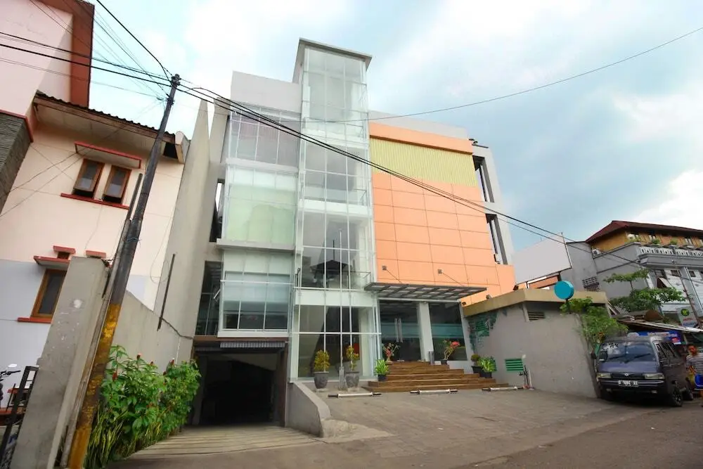 Airy Asia Afrika Pangarang 24 Bandung — фото 1