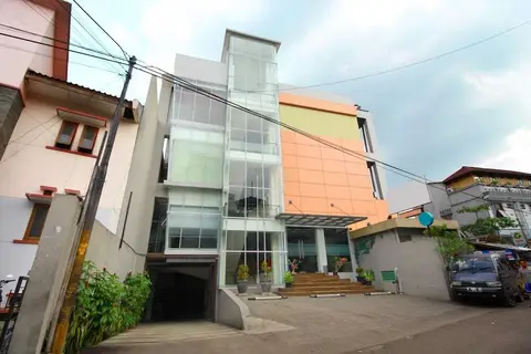Airy Asia Afrika Pangarang 24 Bandung — фото 1