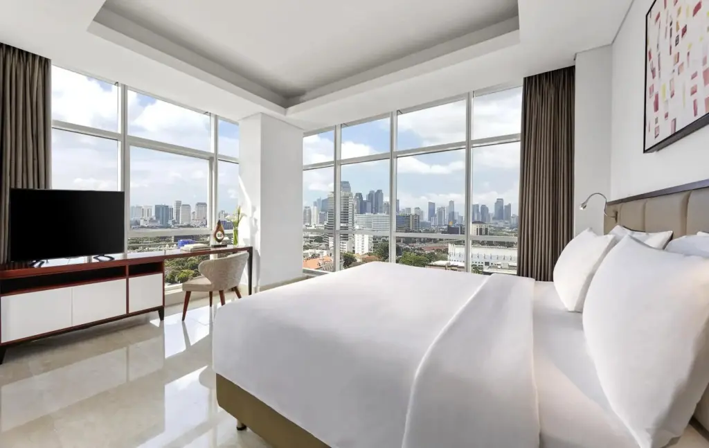 Джакарта: Oakwood Suites La Maison Jakarta