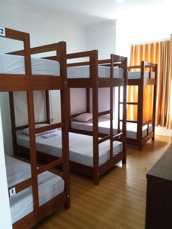 Унгасан: Bookit Backpacker Hostel