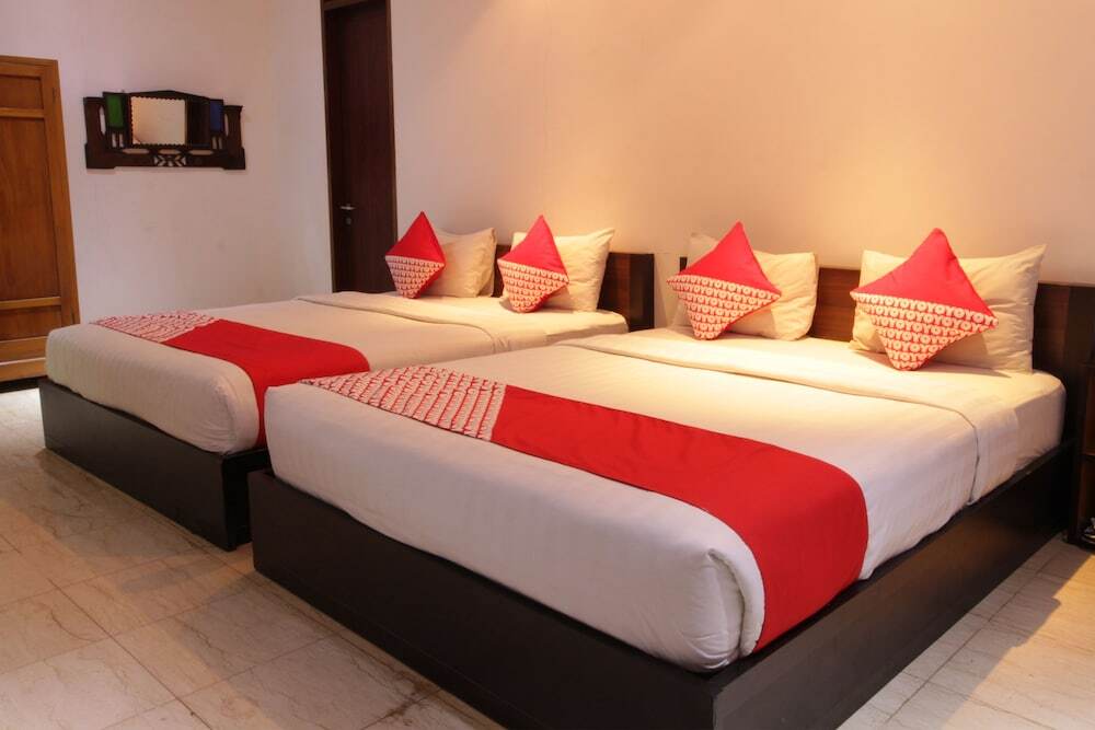 Лембанг: Lotus Art & Garden Hotel