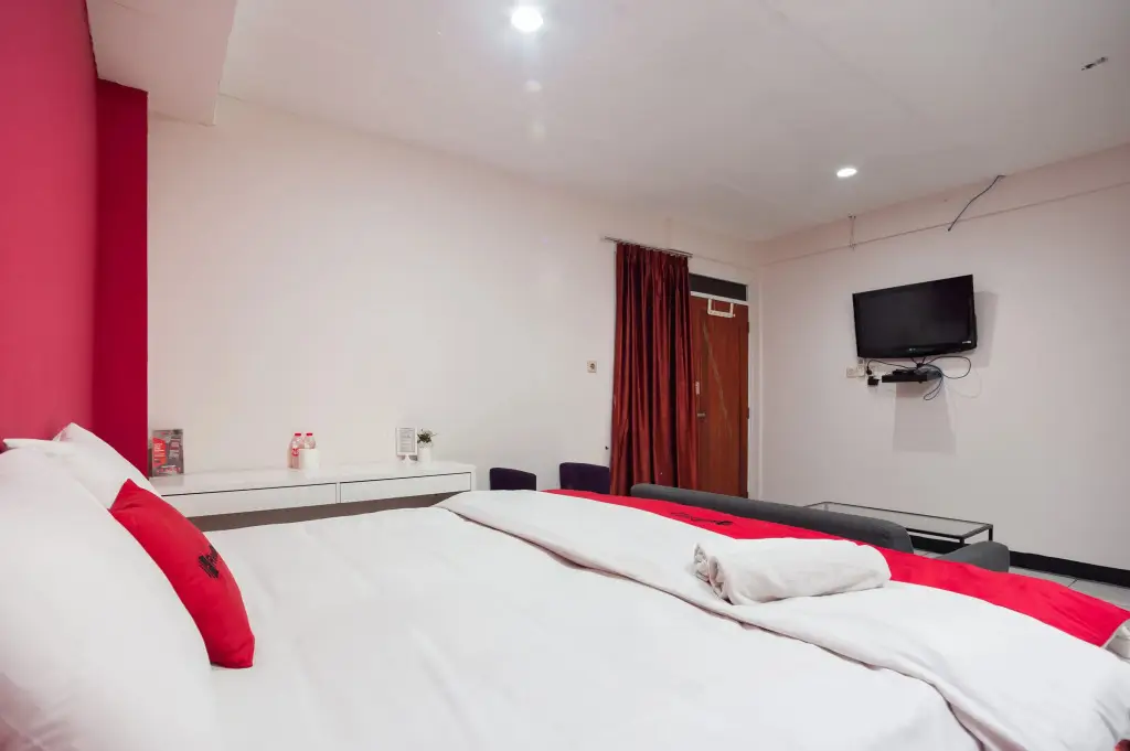 Джакарта: RedDoorz Plus near Mall Kelapa Gading