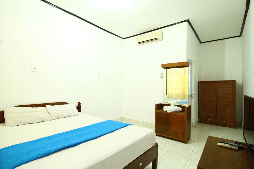 Кута: Dua Dara Inn Kuta
