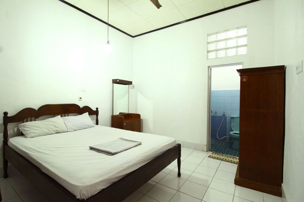 Кута: Dua Dara Inn Kuta