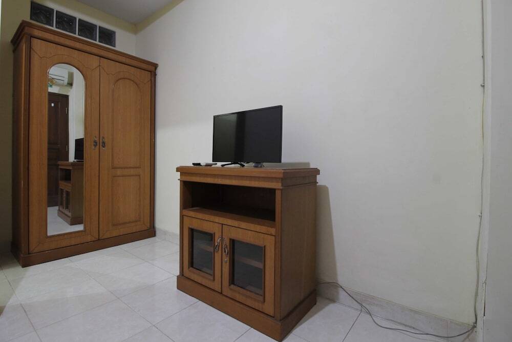 Джакарта: RedDoorz near Ciputra World Kuningan 3