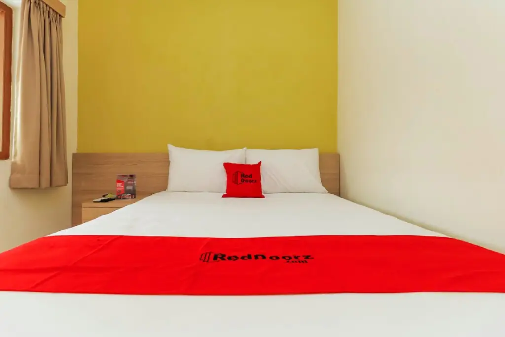 Суракарта: RedDoorz Plus @ Slamet Riyadi