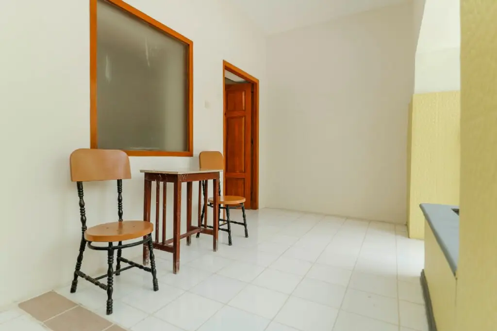 Суракарта: RedDoorz Plus @ Slamet Riyadi