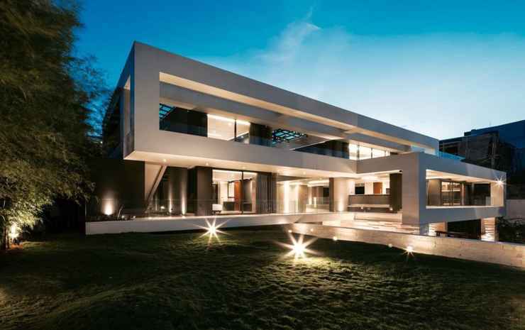 Беноа: LE DOMICILE by Cyrus Scott