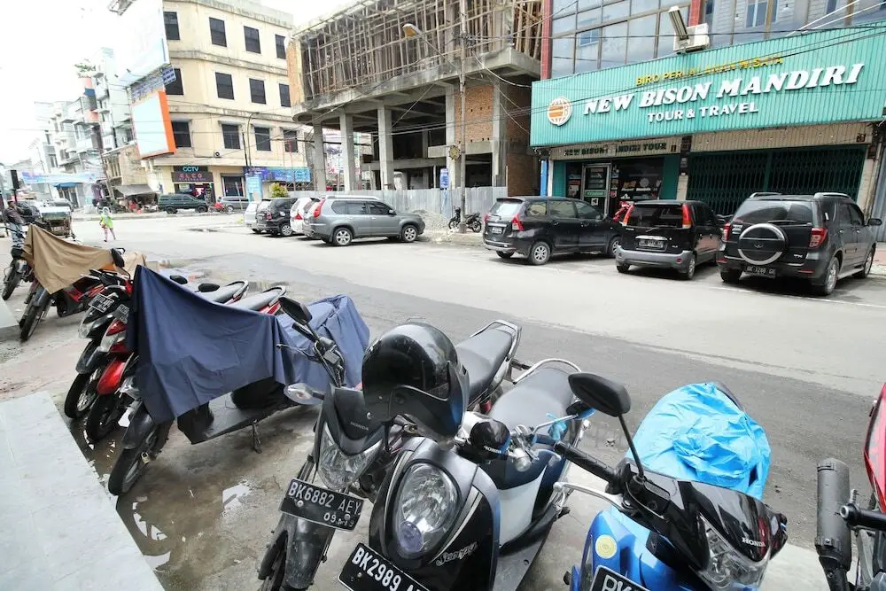 Медан: Airy Medan Kota MT Haryono Surabaya 2